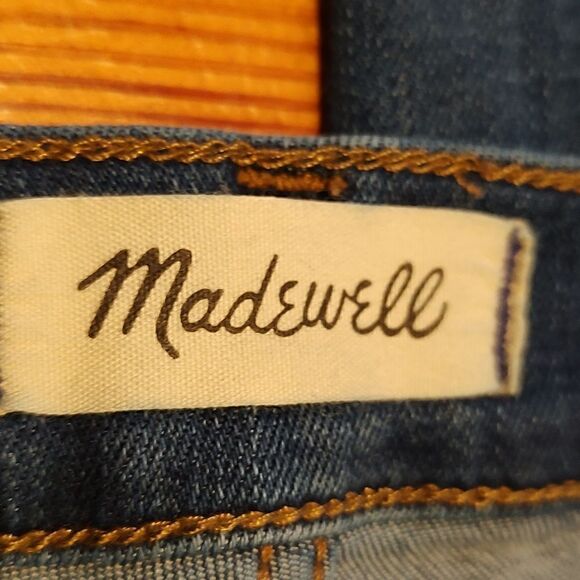 Madewell 10" Roadtripper Denim Jeans Size 28T - Picture 2 of 10